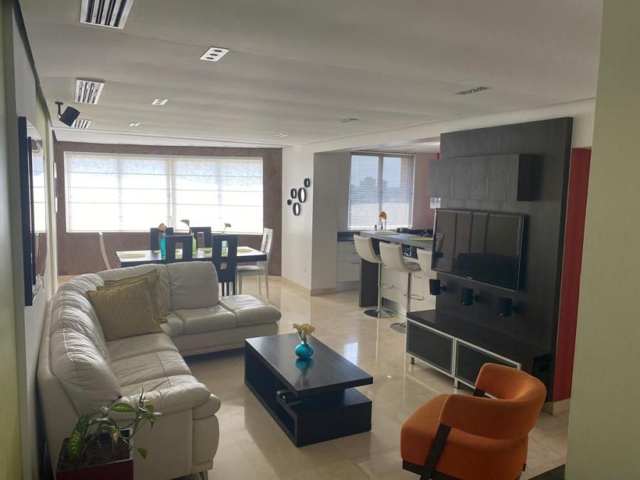 Foto Apartamento en Venta en Maracaibo, Zulia - U$D 100.000 - APV140829 - BienesOnLine