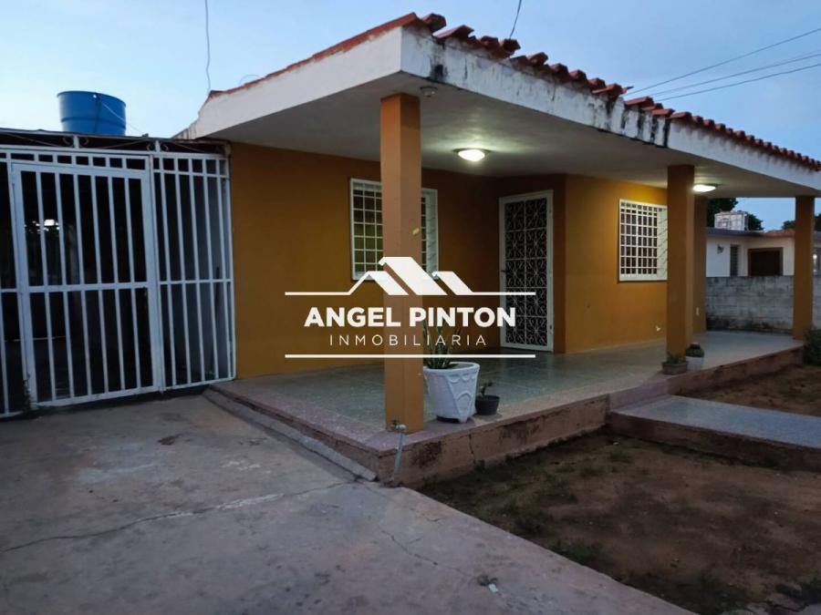 Foto Casa en Venta en Maracaibo, Zulia - U$D 13.500 - CAV241927 - BienesOnLine