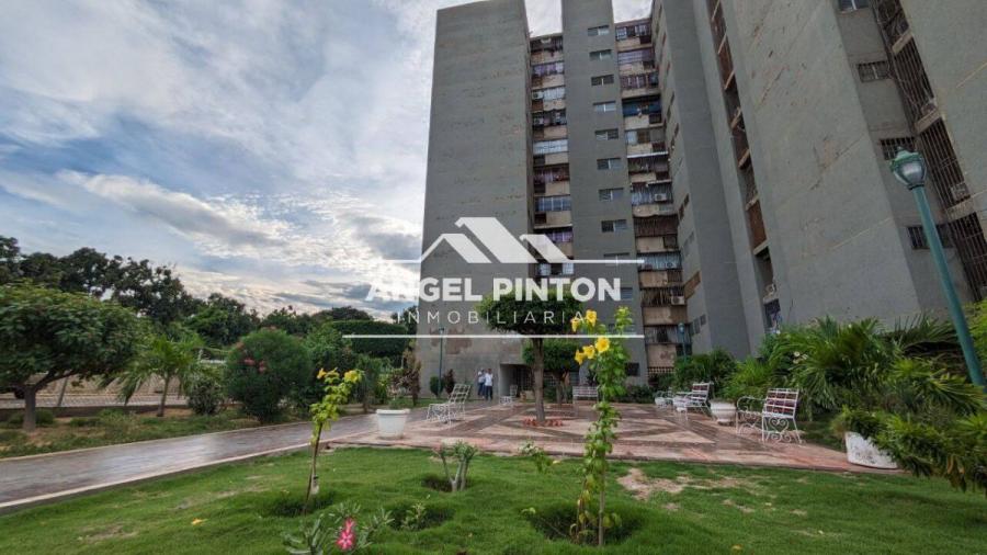 Foto Apartamento en Venta en La Pomona, Maracaibo, Zulia - U$D 13.500 - APV235666 - BienesOnLine