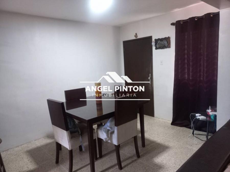 APARTAMENTO VENTA RES SAN MIGUEL MARACAIBO API 6490