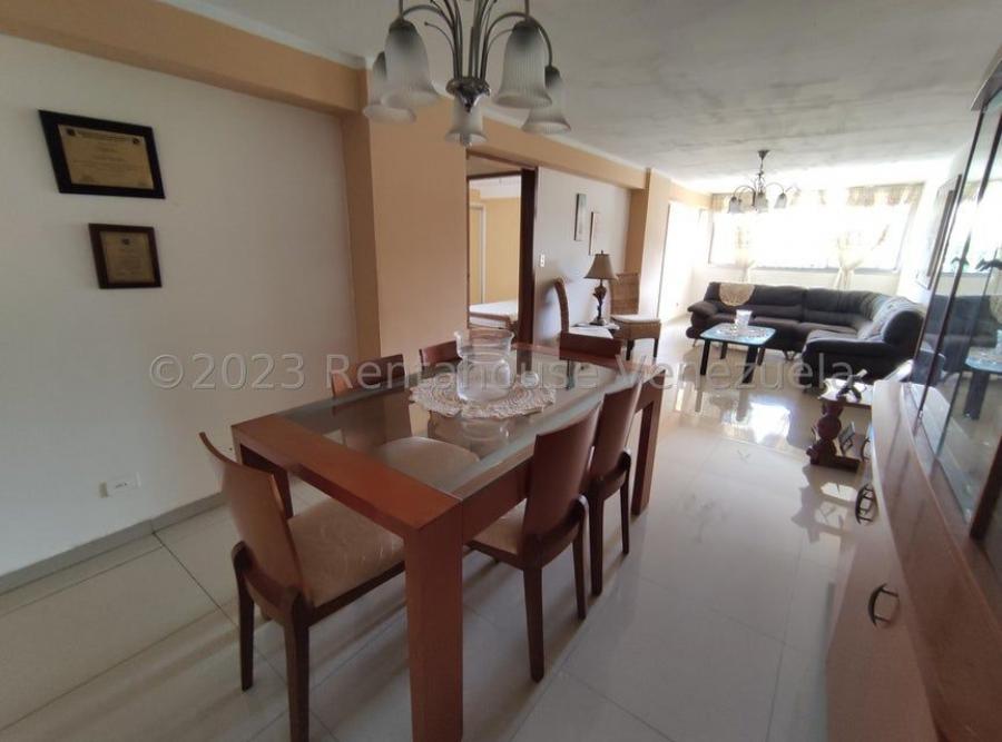 Apartamento zona centro de La Victoria, piso bajo.  23-17657