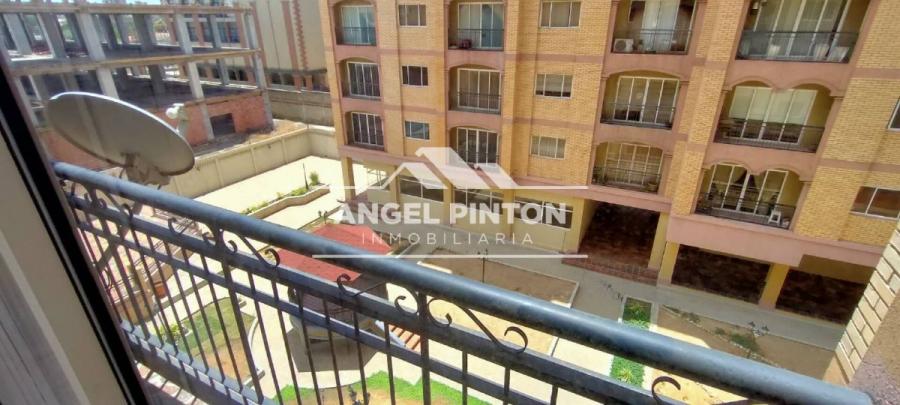 Foto Apartamento en Alquiler en Zona Norte, Maracaibo, Zulia - U$D 300 - APA226447 - BienesOnLine