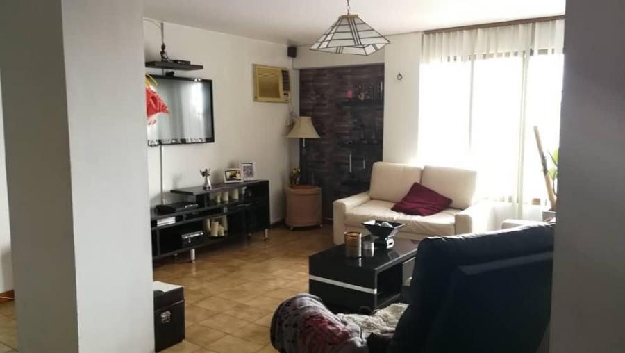 Foto Apartamento en Venta en OLEGARIOS VILLALOBOS, Maracaibo, Zulia - U$D 20.000 - APV124946 - BienesOnLine