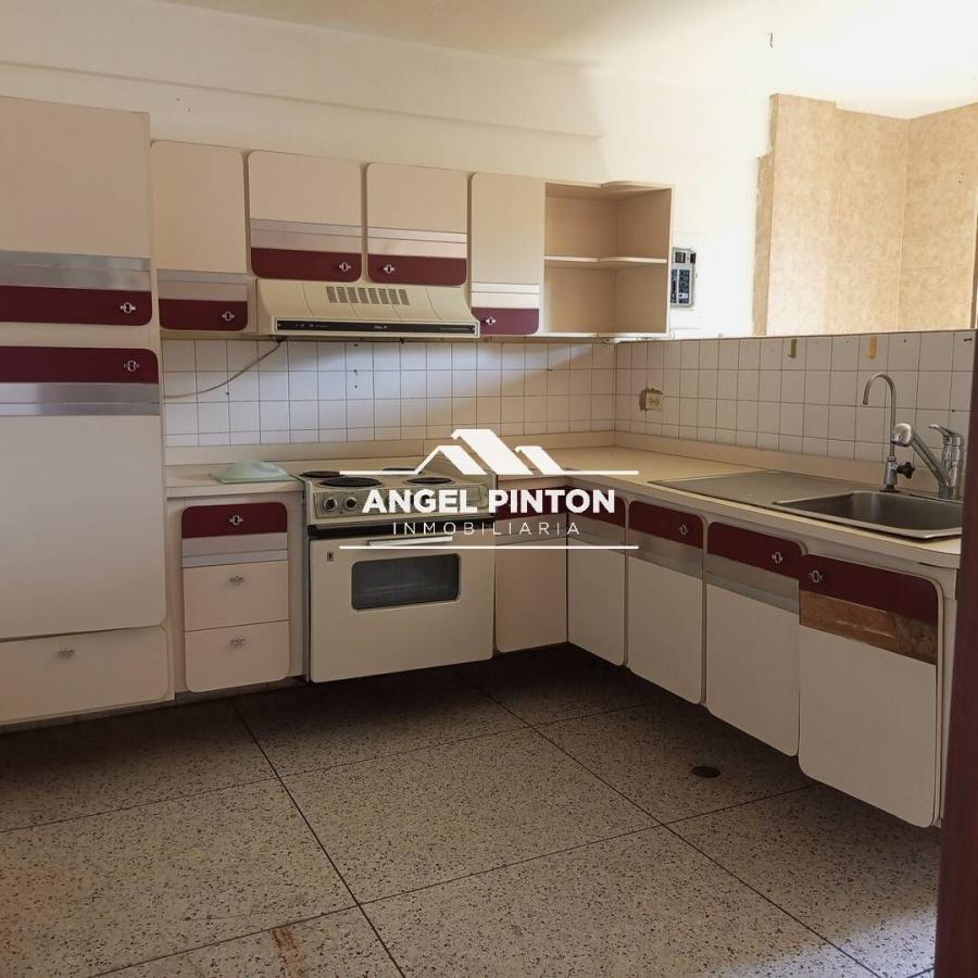 Foto Apartamento en Alquiler en Maracaibo, Zulia - U$D 160 - APA241820 - BienesOnLine