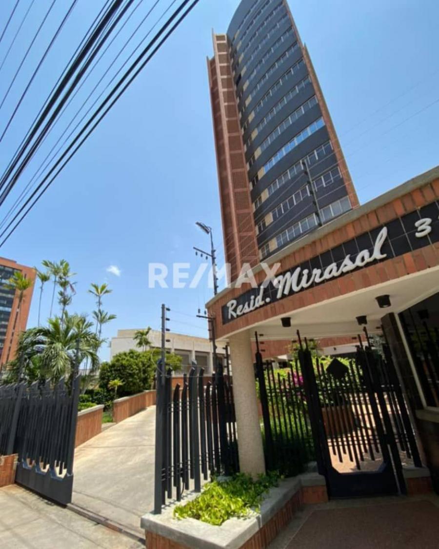 Foto Apartamento en Venta en Maracaibo, Zulia - U$D 160.000 - APV232666 - BienesOnLine