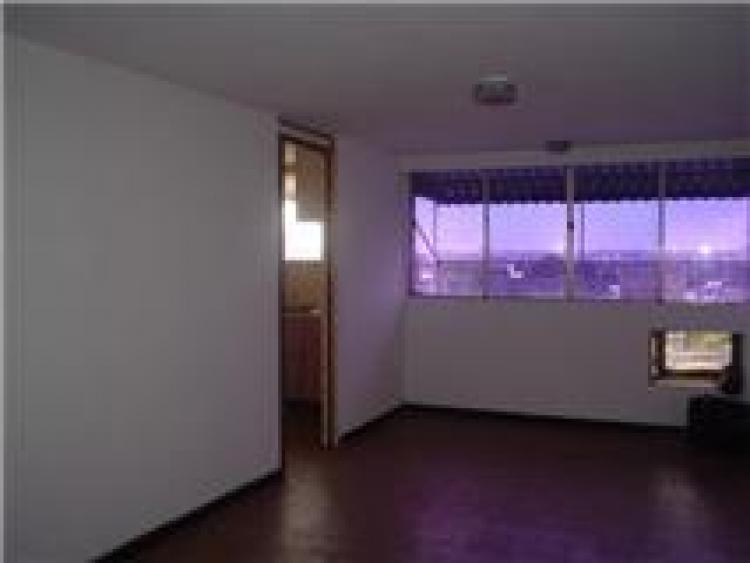 Foto Apartamento en Alquiler en Santa Rita cod MLS # 11-2321, Maracaibo, Zulia - BsF 4.000 - APA20062 - BienesOnLine