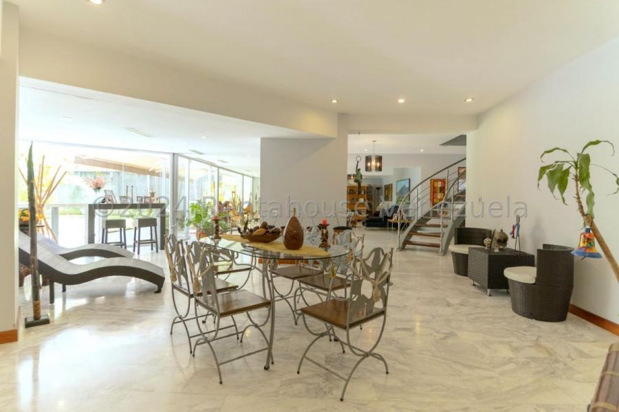 Foto Apartamento en Venta en Campo Alegre, Caracas, Distrito Federal - U$D 790.000 - APV227137 - BienesOnLine