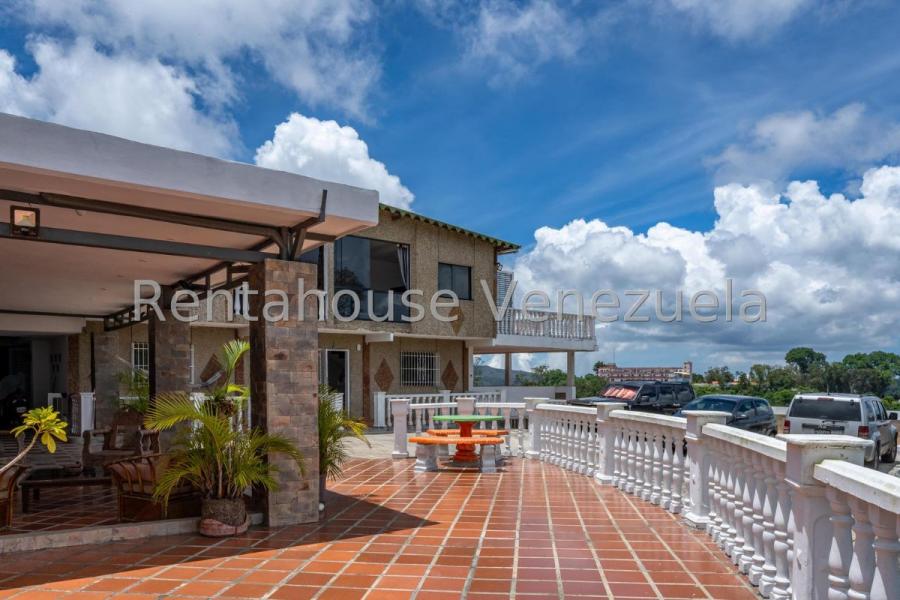 Foto Casa en Venta en Colinas de San Antonio, San Antonio de Los Altos, Miranda - U$D 240.000 - CAV248082 - BienesOnLine