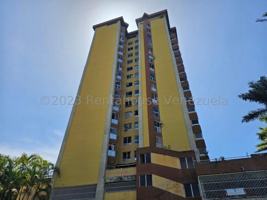 Bello y Amplio Apartamento en Venta El Picacho, San Antonio de Los Altos 