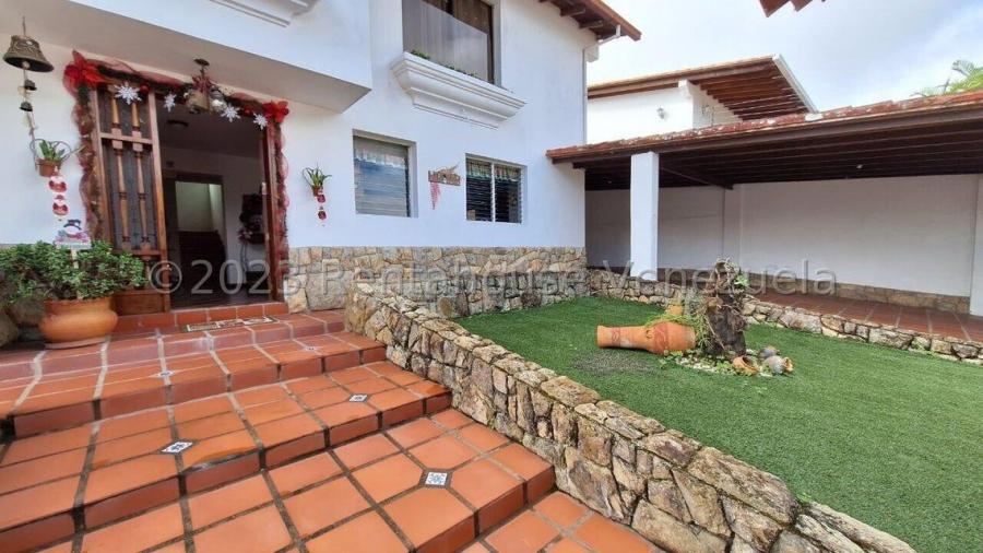 Foto Casa en Venta en Lomas de La Lagunita, Caracas, Distrito Federal - U$D 270.000 - CAV229320 - BienesOnLine