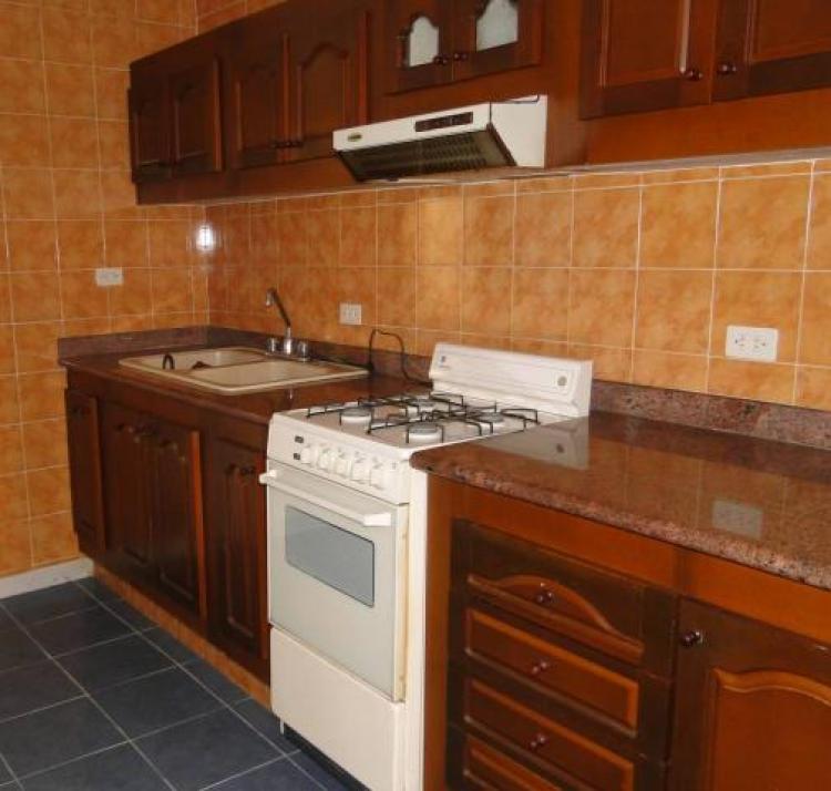 Foto Apartamento en Alquiler en Valencia, Carabobo - BsF 5.000 - APA21727 - BienesOnLine