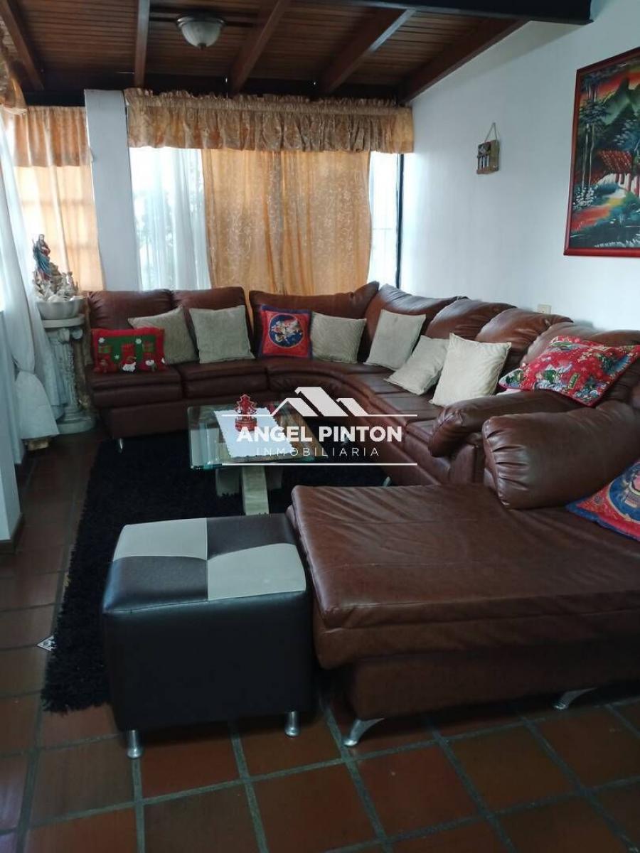 Foto Casa en Venta en Caracas, Distrito Federal - U$D 60.000 - CAV240828 - BienesOnLine