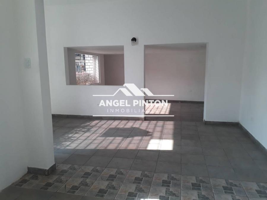 Foto Local en Alquiler en Maracaibo, Zulia - U$D 480 - LOA240277 - BienesOnLine