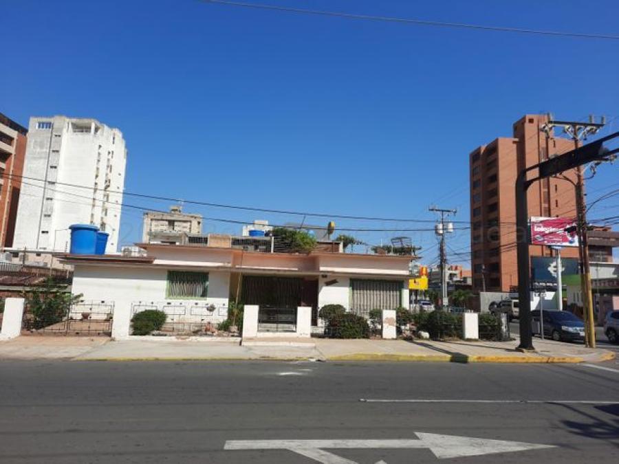 Foto Local en Venta en Maracaibo, Zulia - U$D 480.000 - LOV145086 - BienesOnLine