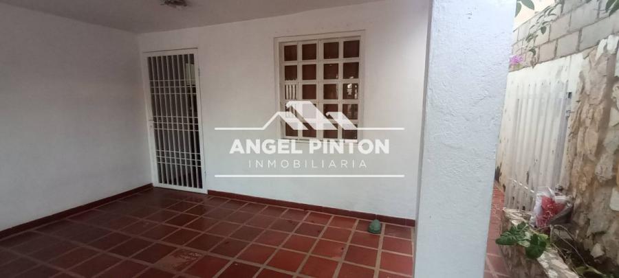 Foto Casa en Venta en Maracaibo, Zulia - U$D 9.000 - CAV237163 - BienesOnLine