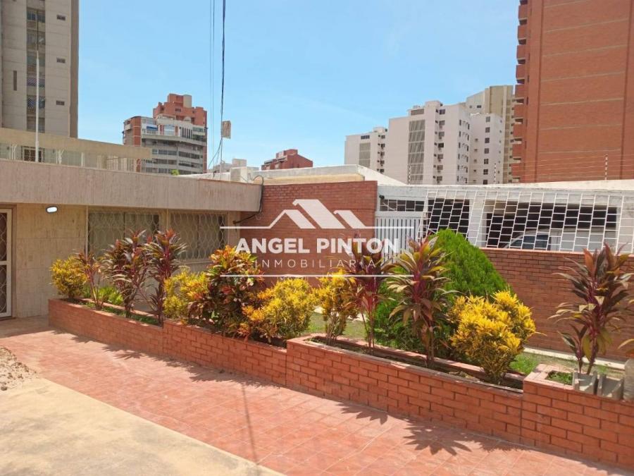 Foto Casa en Venta en Maracaibo, Zulia - U$D 190.000 - CAV242630 - BienesOnLine