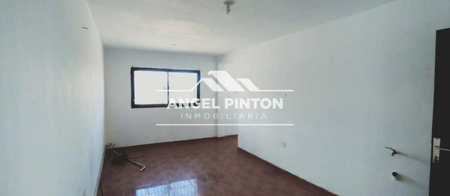 CASA COMERCIAL VENTA ALTOS DEL SOL AMADO MARACAIBO API 6098