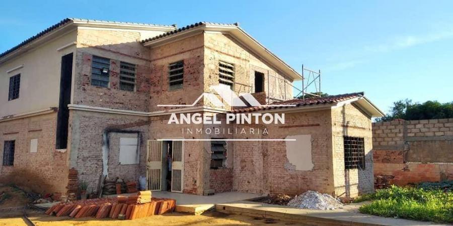 CASA COMERCIAL VENTA BARALT MARACAIBO API 5305