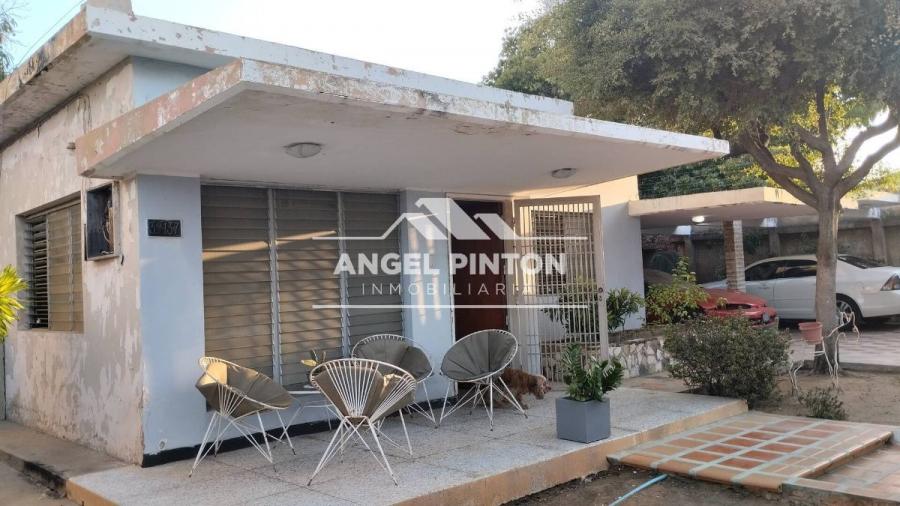 Foto Casa en Venta en Avenida Falcn, Maracaibo, Zulia - U$D 27.000 - CAV234157 - BienesOnLine