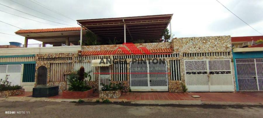 Foto Casa en Venta en Maracaibo, Zulia - U$D 25.000 - CAV194916 - BienesOnLine