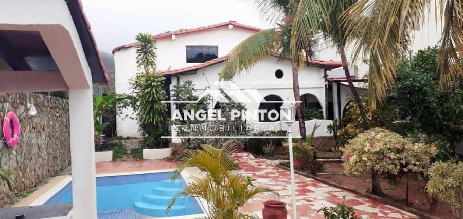 Foto Casa en Venta en Porlamar, Nueva Esparta - U$D 60.000 - CAV241976 - BienesOnLine