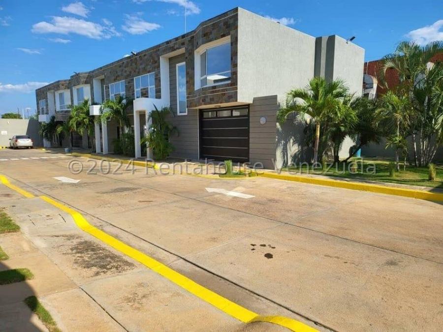 Foto Casa en Alquiler en ALONSO DE OJEDA, Ciudad Ojeda, Zulia - U$D 500 - CAA231470 - BienesOnLine