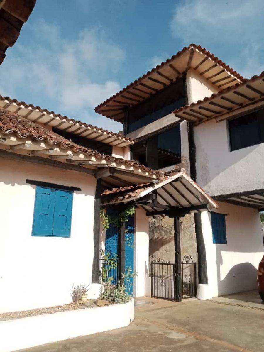 Foto Casa en Venta en Los Robles, Nueva Esparta - U$D 70.000 - CAV233299 - BienesOnLine