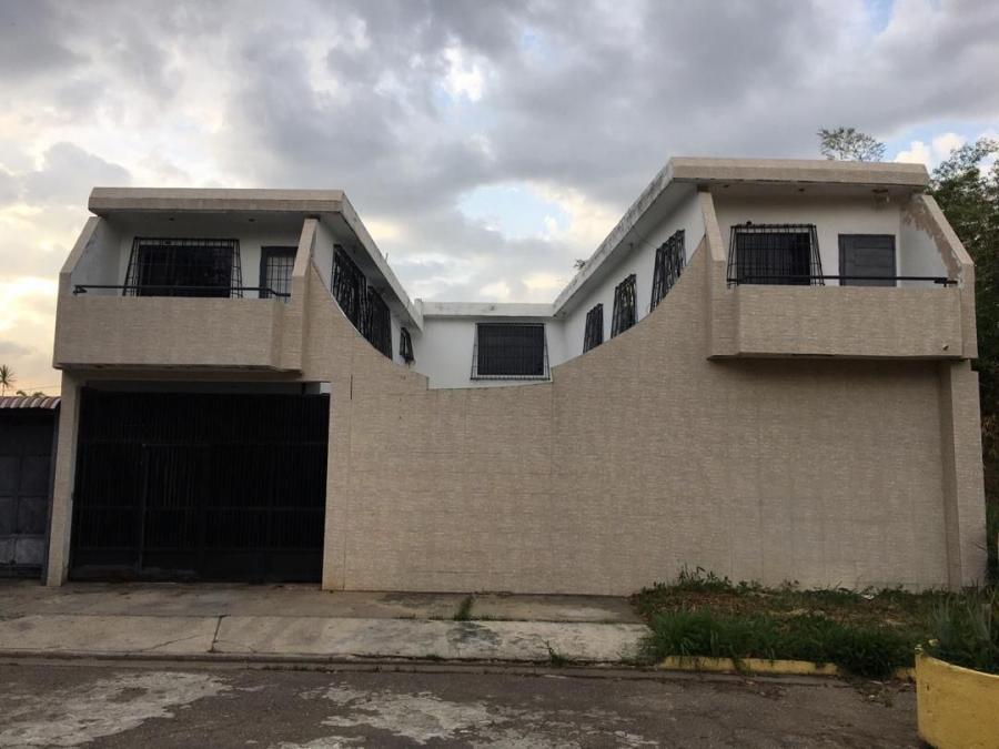 Foto Casa en Venta en Valencia, Valencia, Carabobo - U$D 37.000 - CAV133138 - BienesOnLine