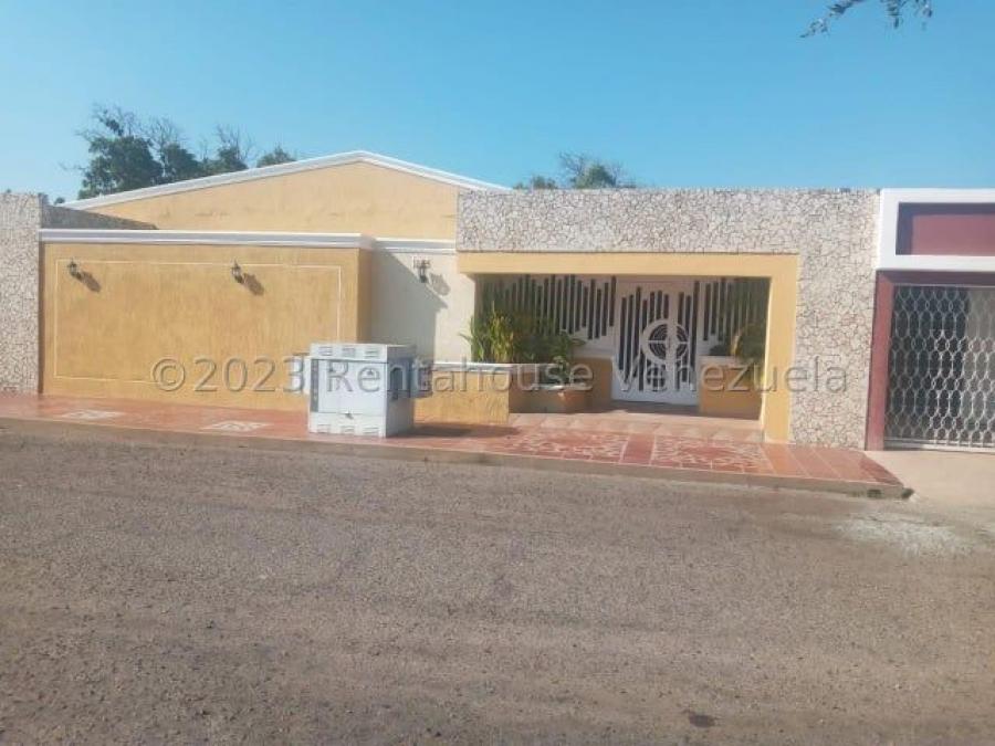 Casa en venta amoblada en zona norte