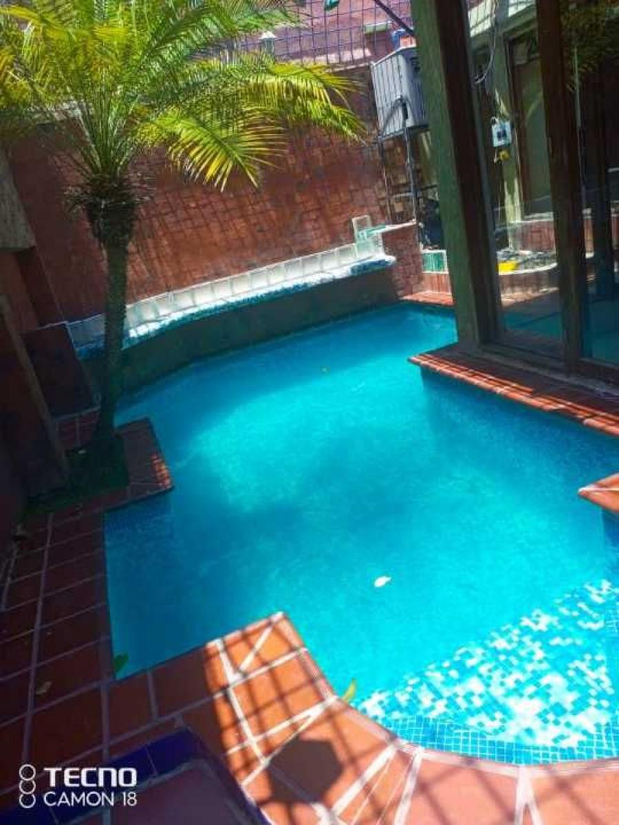 CASA EN VENTA CARRERA 29 BARQUISIMETO AA-7351300