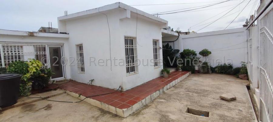 Foto Casa en Venta en intercomunal Coro La Vela, Coro, Falcn - U$D 14.500 - CAV229454 - BienesOnLine