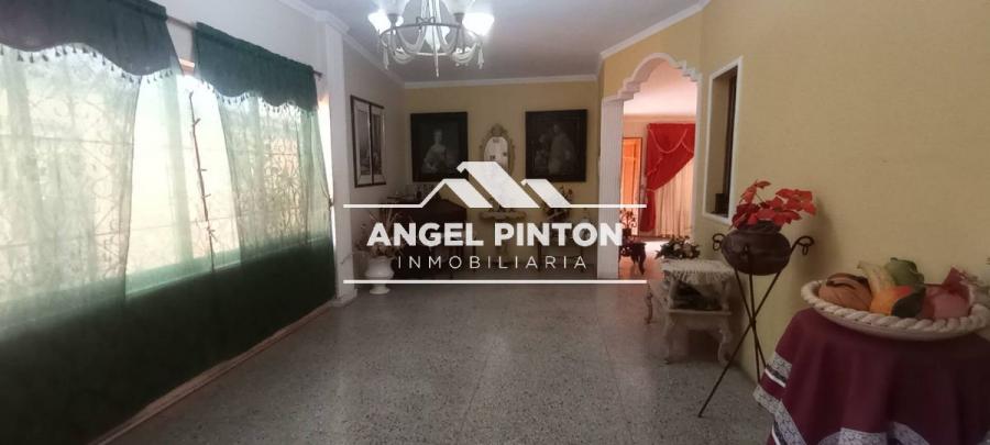 Foto Casa en Venta en Maracaibo, Zulia - U$D 25.000 - CAV241445 - BienesOnLine