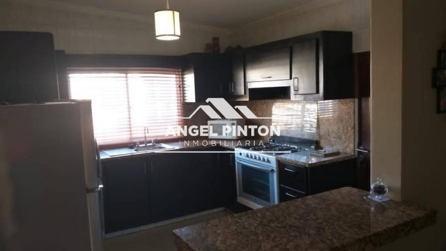 Foto Casa en Venta en Oeste, Maracaibo, Zulia - U$D 28.000 - CAV247805 - BienesOnLine