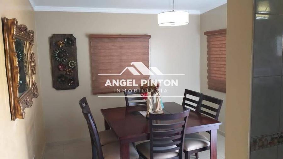 Foto Casa en Venta en Oeste, Maracaibo, Zulia - U$D 28.000 - CAV248045 - BienesOnLine