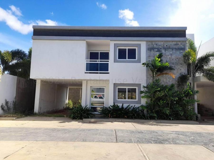 Casa en Venta en Buchuaco, Falcon MLS #25-4841 GR 