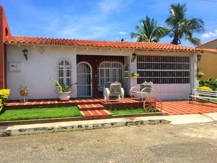 Foto Casa en Venta en Cabudare, Lara - U$D 25.000 - CAV185717 - BienesOnLine