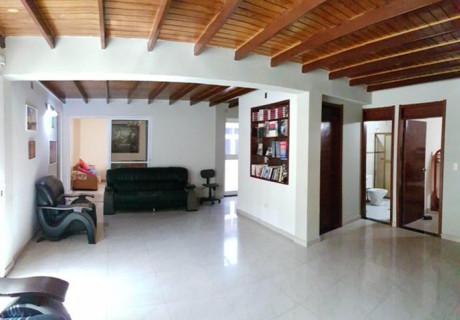 Casa en venta en Calle Irausquin MLS #24-12712 OP