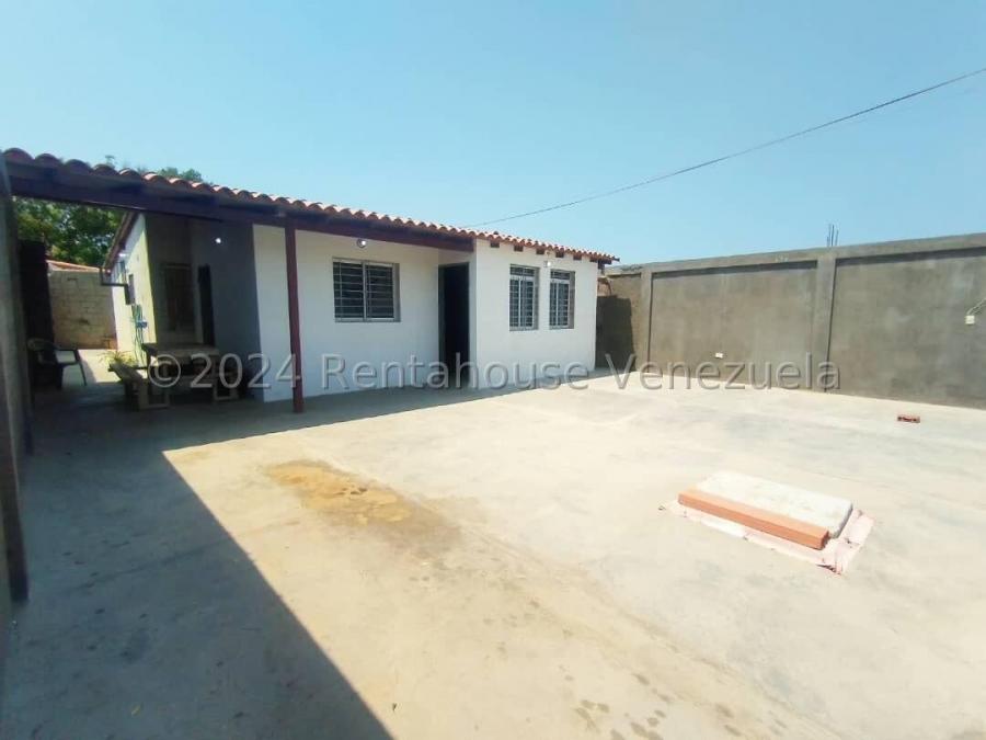 Foto Casa en Venta en Punto Fijo, Falcn - U$D 13.200 - CAV231513 - BienesOnLine