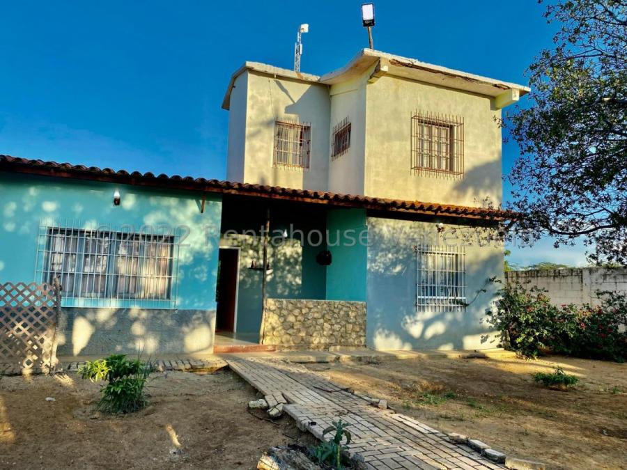 Foto Casa en Venta en Punto Fijo, Falcn - U$D 25.000 - CAV232358 - BienesOnLine