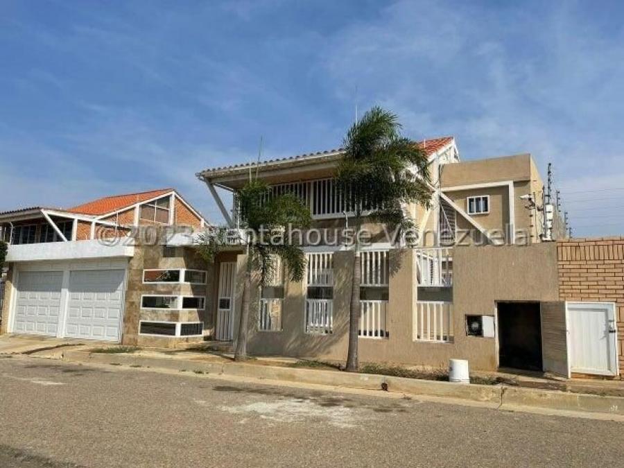 Casa en Venta en Judibana, Falcon MLS #24-10262 GR