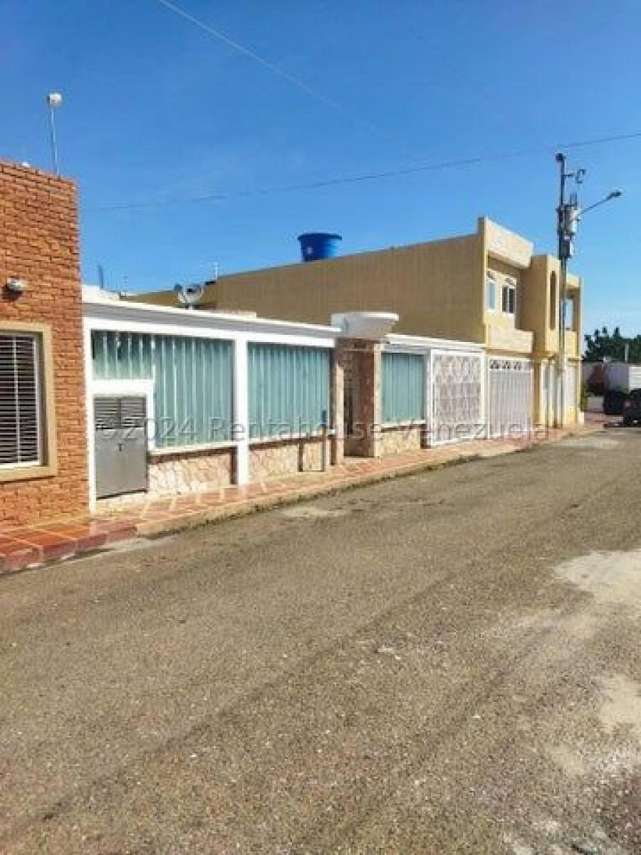 Foto Casa en Venta en Maracaibo, Zulia - U$D 26.000 - CAV229796 - BienesOnLine