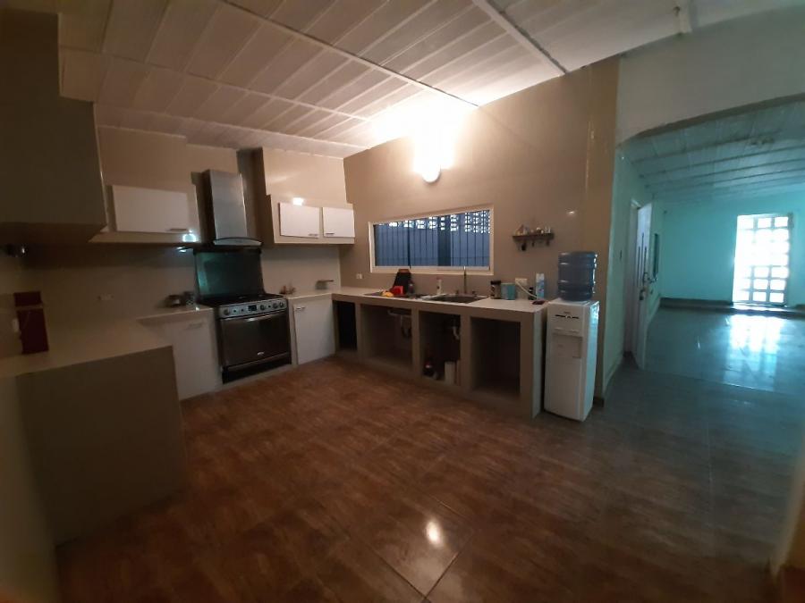 Casa en Venta en Maracay 23 de Enero DV-7183436