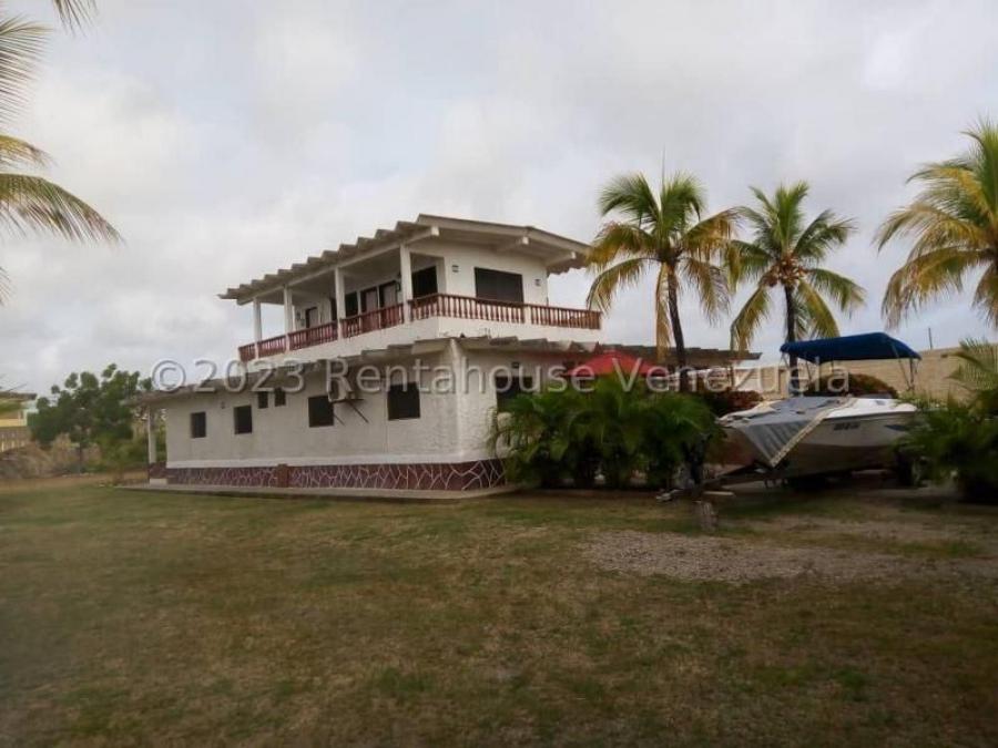 Foto Casa en Venta en Chichiriviche, Falcn - U$D 70.000 - CAV233695 - BienesOnLine