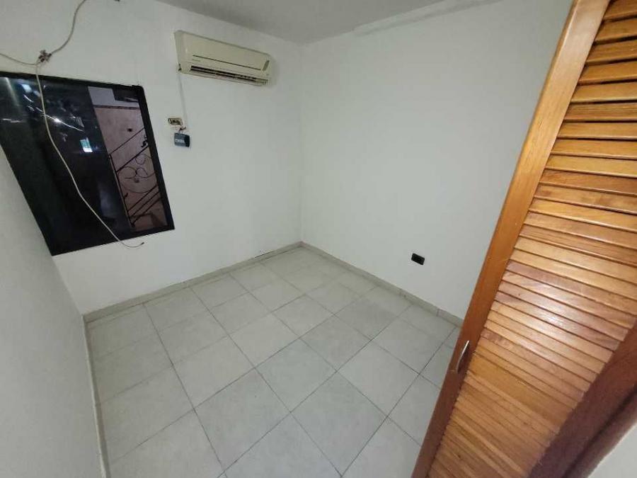 Foto Casa en Venta en Valencia, Valencia, Carabobo - U$D 20.000 - CAV233813 - BienesOnLine