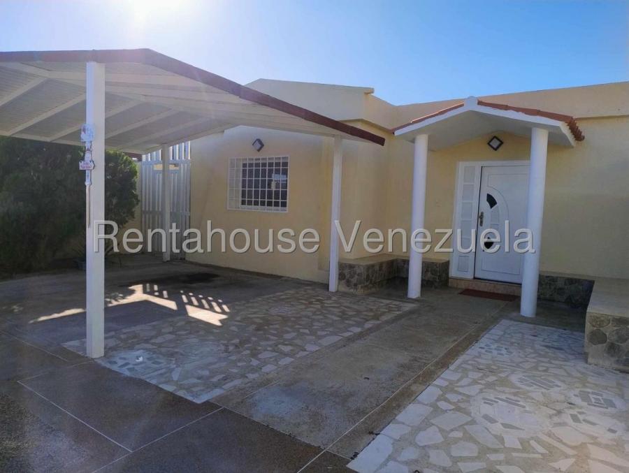 Foto Casa en Venta en Punto Fijo, Falcón - U$D 31.000 - CAV247267 - BienesOnLine