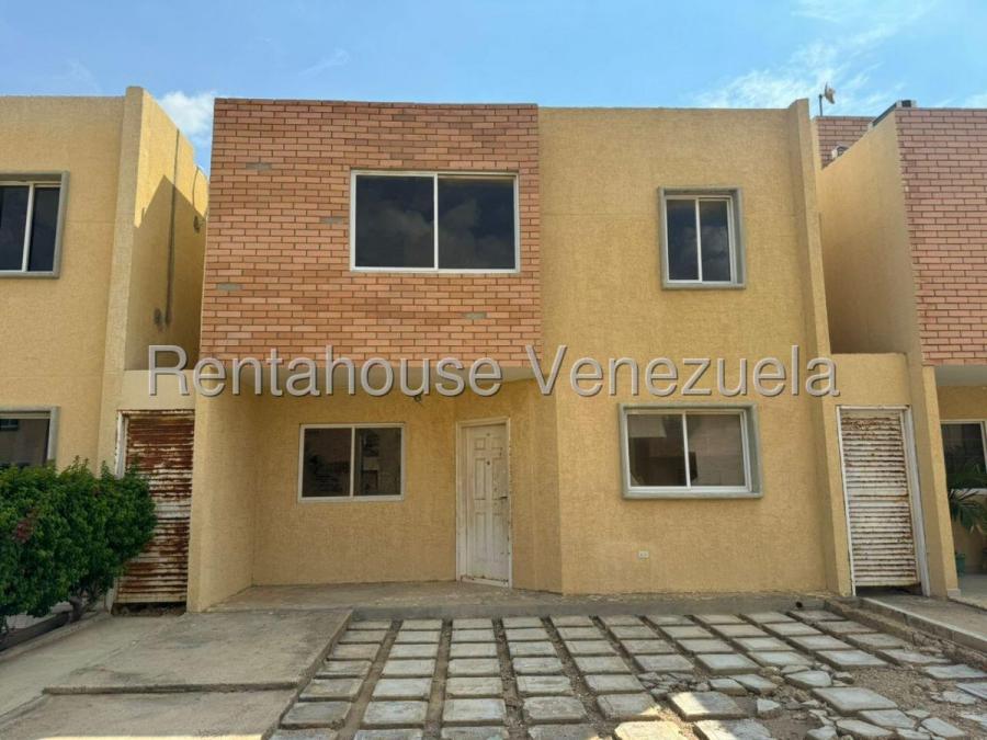 Casa en Venta en Puerta Maraven, Falcon MLS #25-8595 GR 