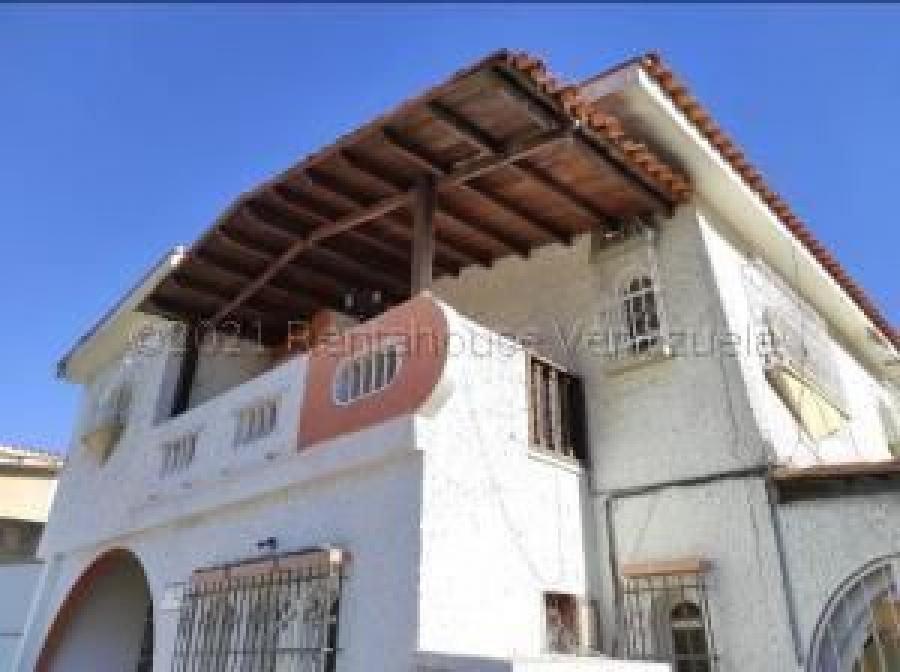 Foto Casa en Venta en San Jose de Tarbes, Valencia, Carabobo - U$D 115.000 - CAV147700 - BienesOnLine