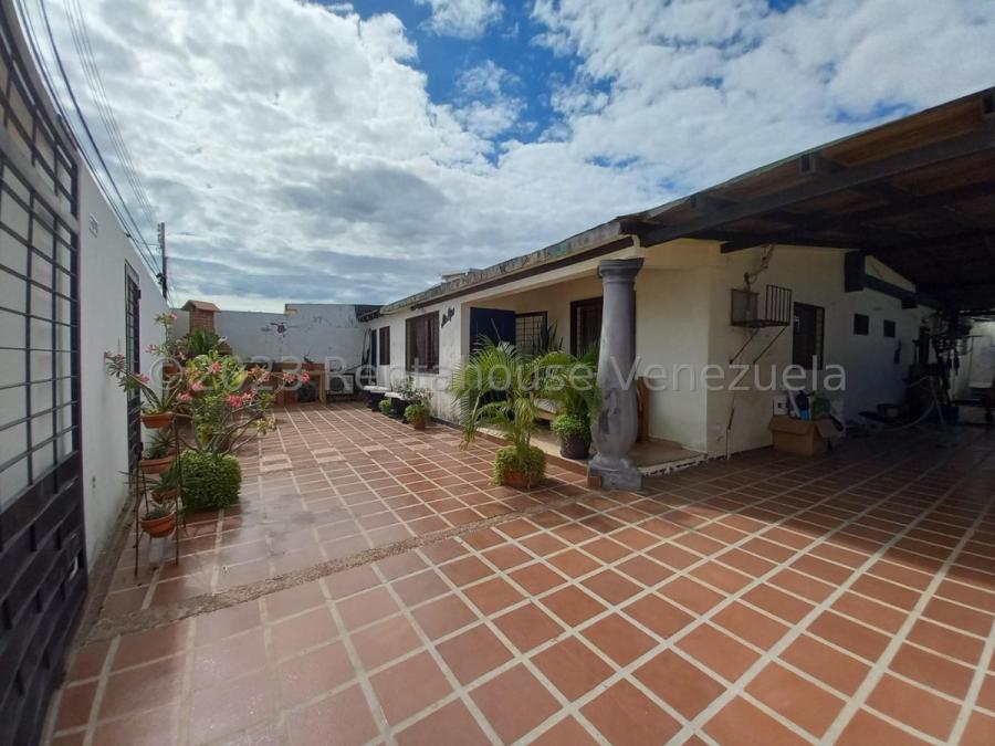 Casa en Venta en Sector Los Perozos, Falcon MLS #24-14589 GR