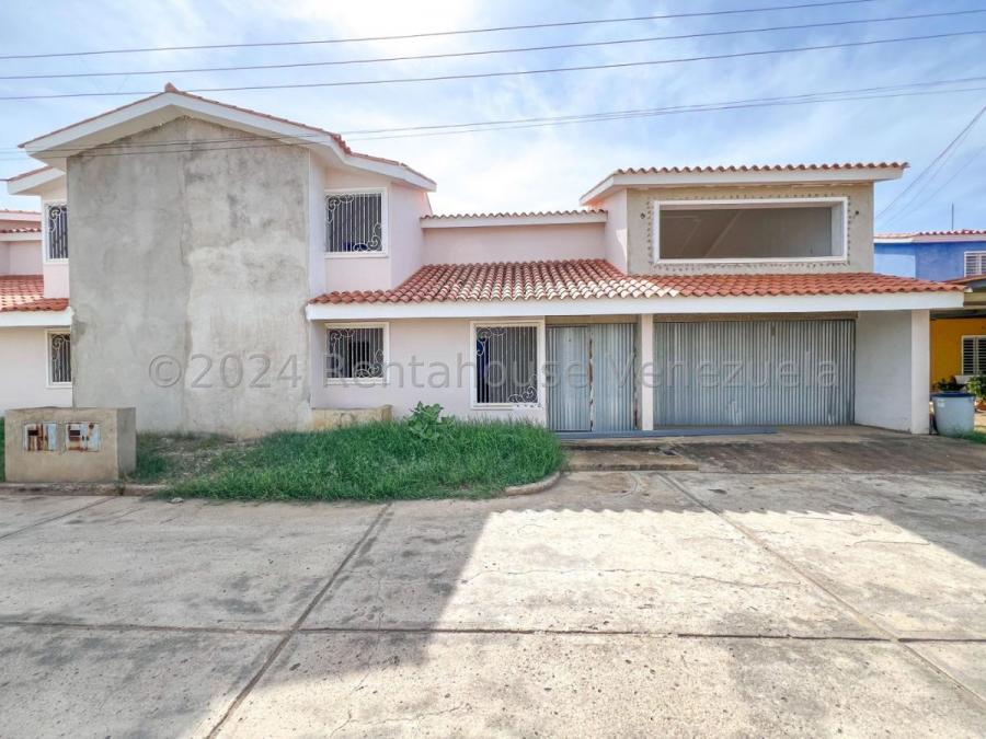 Casa en Venta en Sector Los Perozos, Falcon MLS #25-2623 GR 