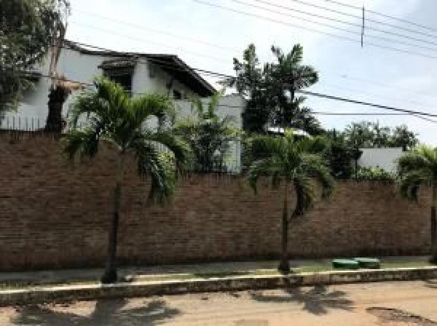 Foto Casa en Venta en Guataparo, Valencia, Carabobo - U$D 270.000 - CAV136987 - BienesOnLine